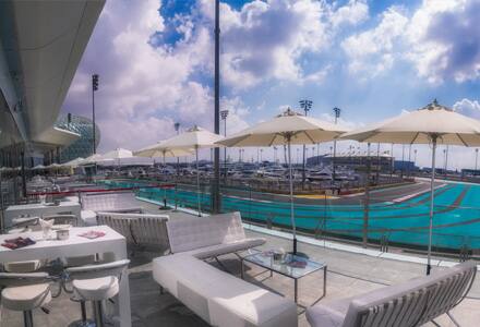 w h hotel track view