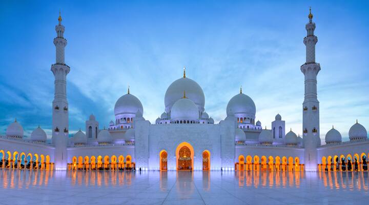 Sheikh Zayed Grand Mosque in Abu Dhabi